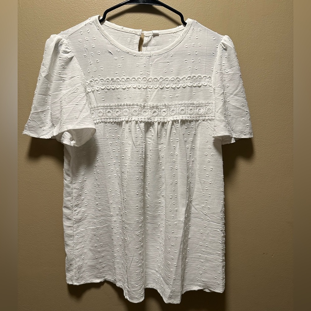 White Eyelet Falechay Women's Top (C184)